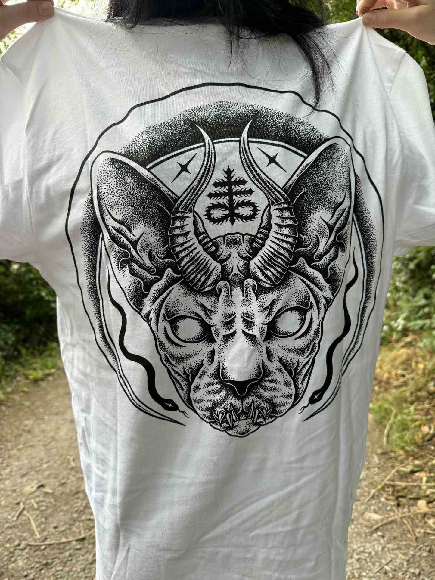 BLACKENED HEART LTD Jinxx - Arctic White Tee
