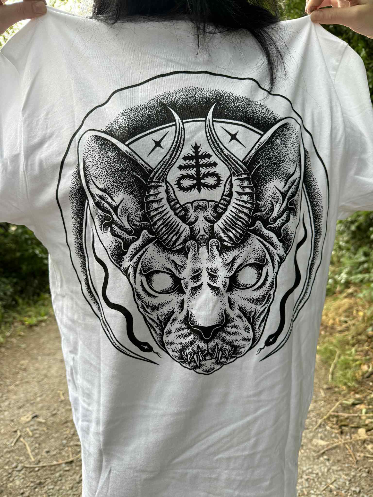 BLACKENED HEART LTD Jinxx - Arctic White Tee