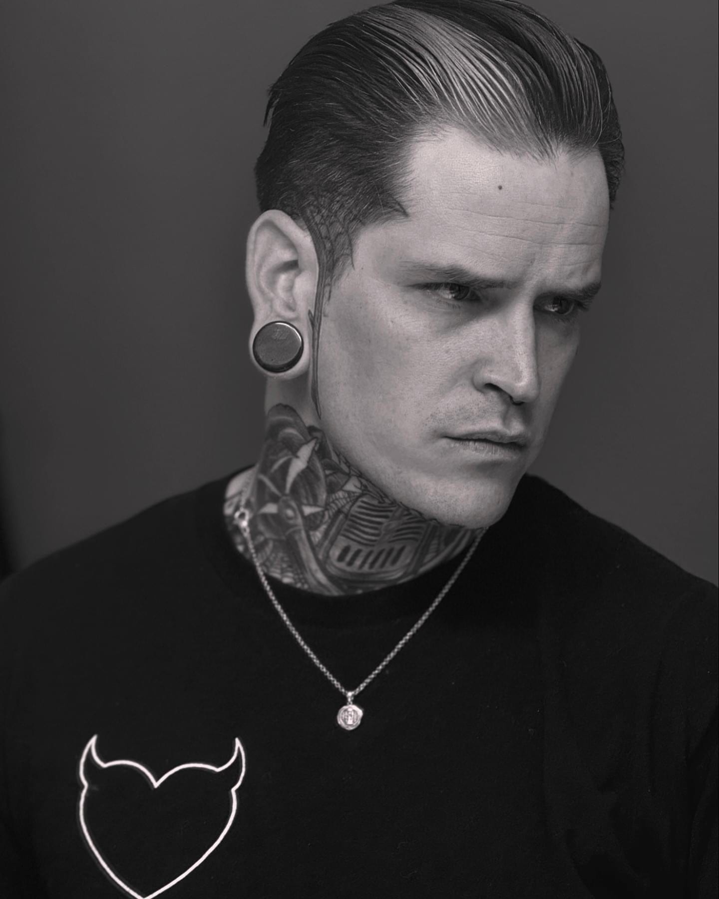 BLACKENED HEART LTD Signature Logo Tee